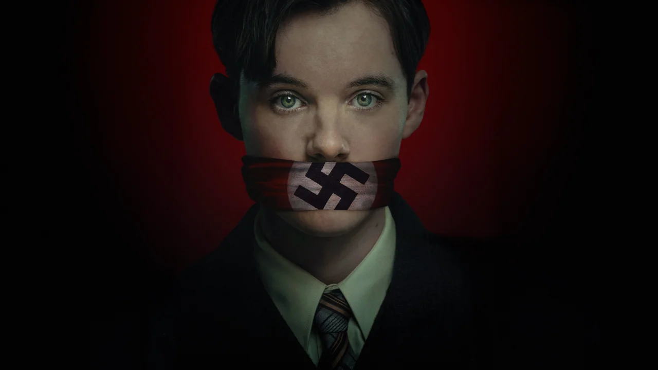 Sự Thật Và Phản Quốc